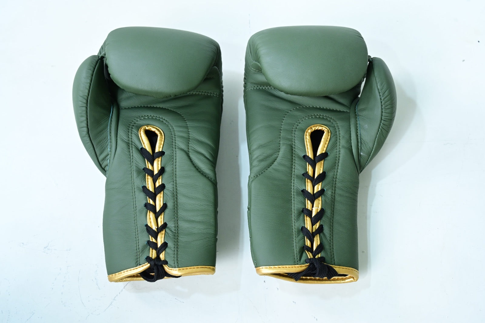 Lace Up Boxing Gloves V1s